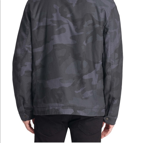 Levi’s - Picture 2 of 6